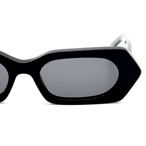 New! CELINE Sunglasses CL40243I 01A, Authentic - Picture 6 of 16